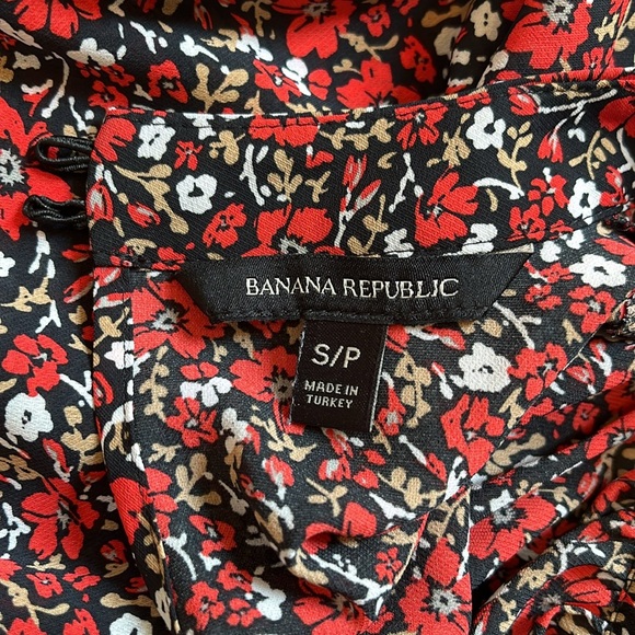 ❤️ Banana Republic Gorgeous Bishop Sleeve Blouse - Picture 8 of 9
